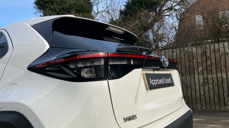 Toyota Yaris Cross 1.5 Hybrid Design 5dr CVT Hybrid Estate